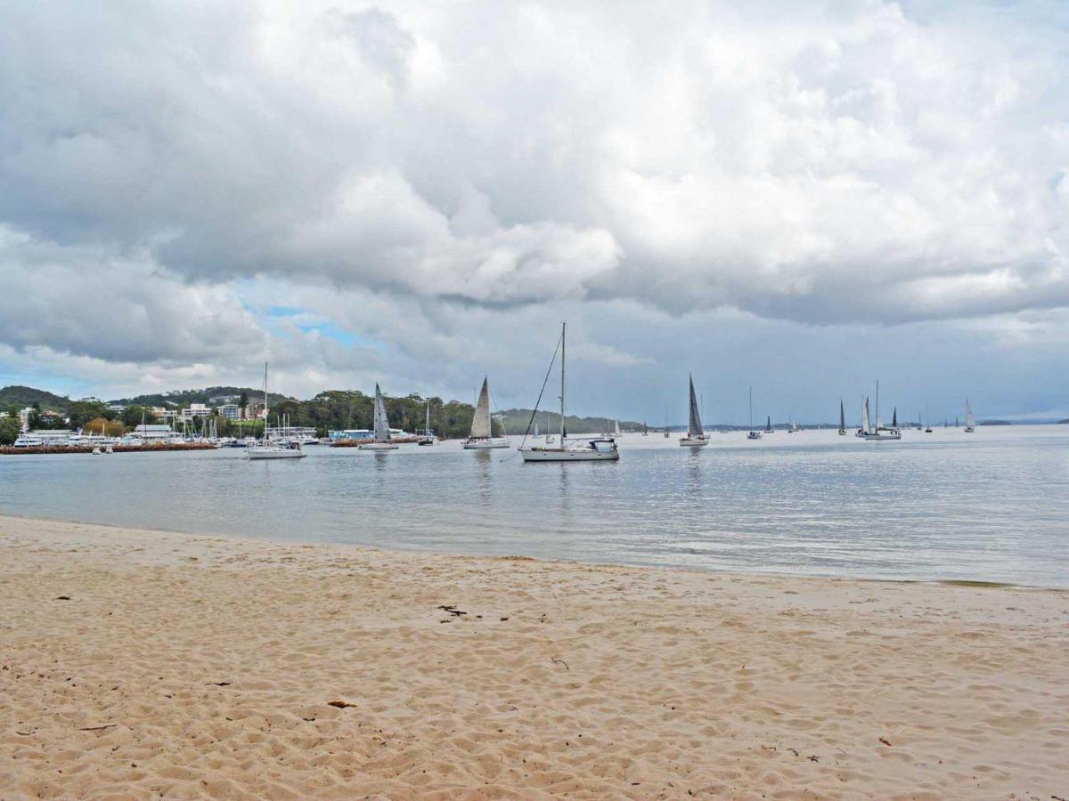 Sailfish, 3,46 Magnus Street - Unit With Stunning Water Views And Close To Town Nelson Bay Buitenkant foto